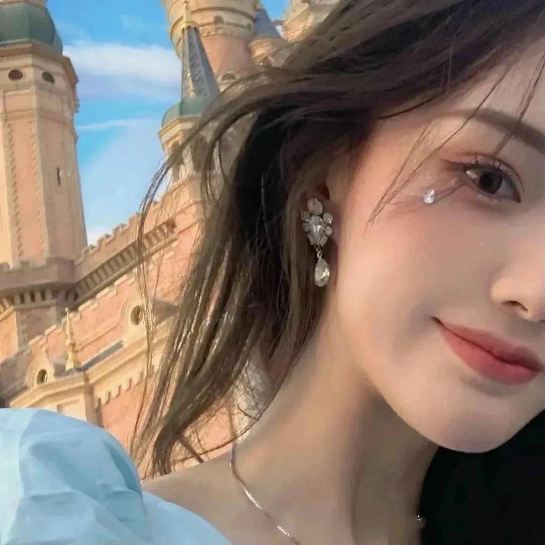小红书科普保险违规吗怎么举报，小红书科普保险，边界在哪？违规行为与举报指南